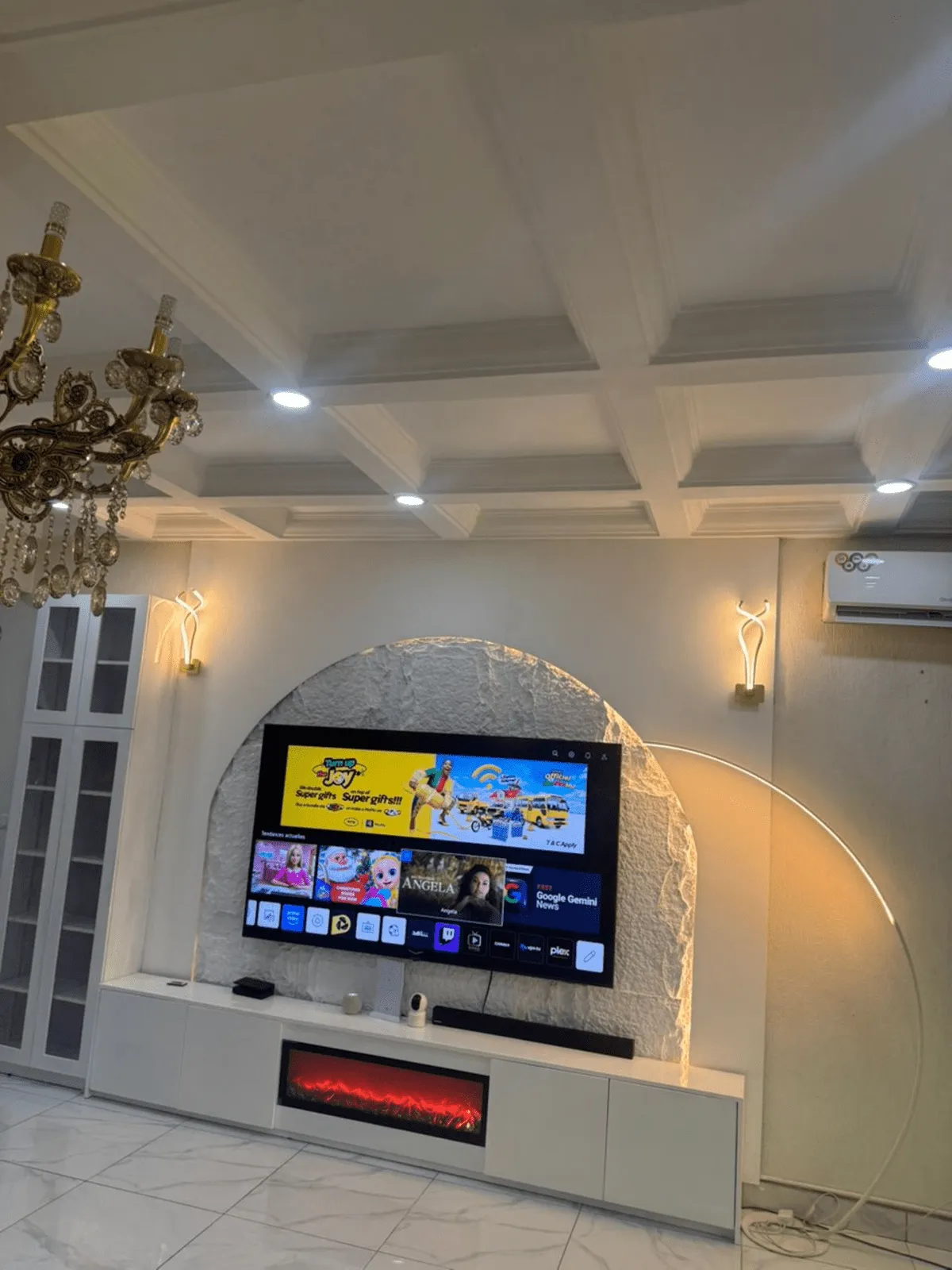 Contemporary living space by Nap's Interior Decor